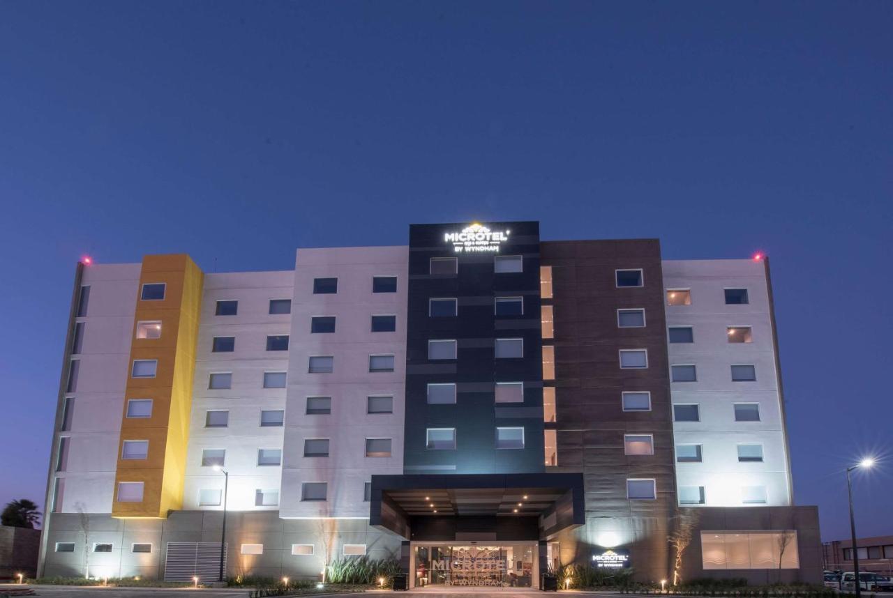 Microtel Inn & Suites By Wyndham Guadalajara Sur Palomar Exteriér fotografie